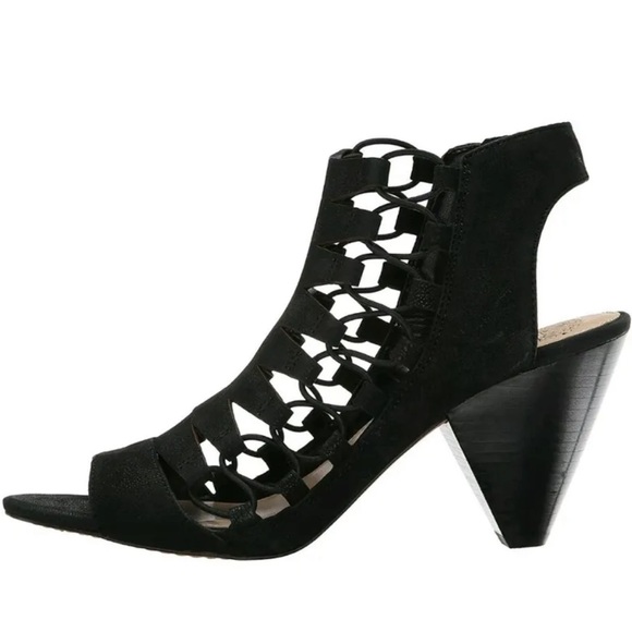 NEW!  Vince Camuto Eliaz 7.5  black Caged Peep Toe Heel with Zipper - Picture 15 of 16